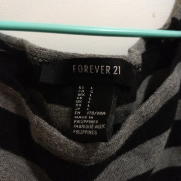 Forever 21 Striped Crop Top - Picture 2 of 3